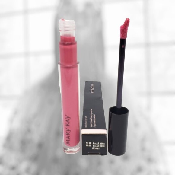 Pink Ballerina Pearl Unlimited Lip Gloss - Mary Kay - Picture 7 of 8